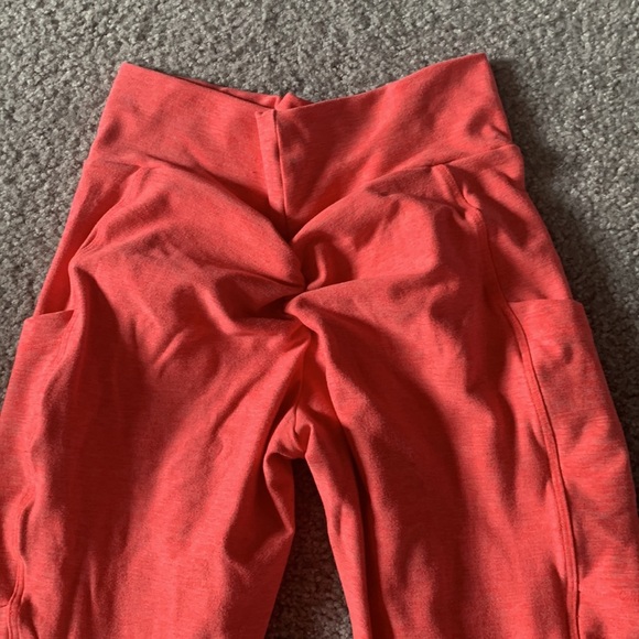 Bombshell Sportswear Curves Legging - Picture 8 of 9